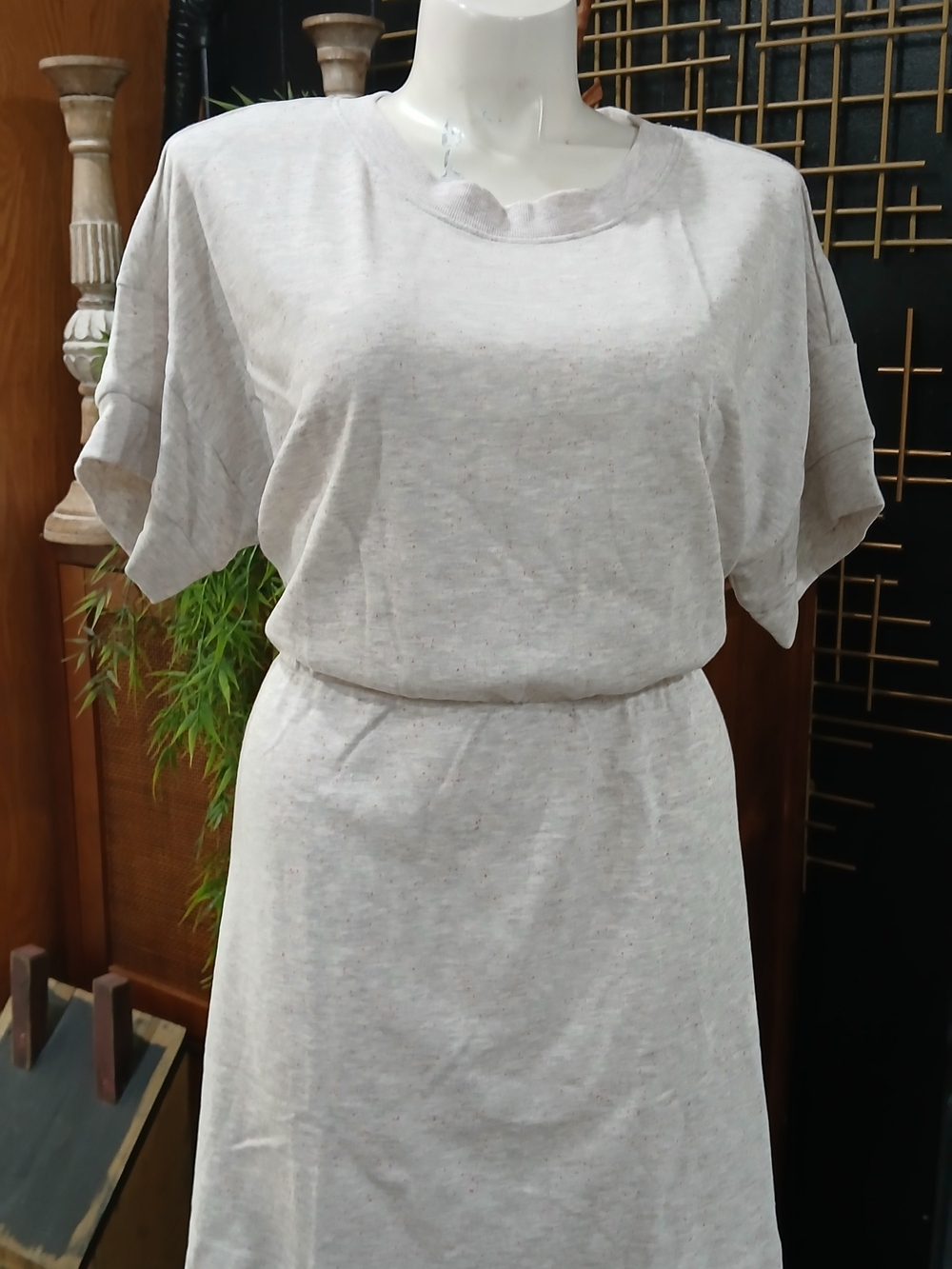 Women's Short-Sleeve Tunic Dress in Light Heather Cream